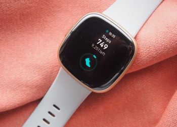 Fitness Trackers and Apps: Tools for Monitoring Progress