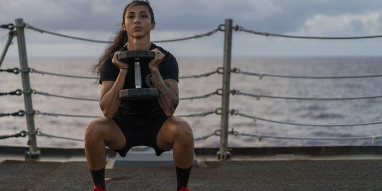 Setting Realistic Fitness Goals and Tracking Progress